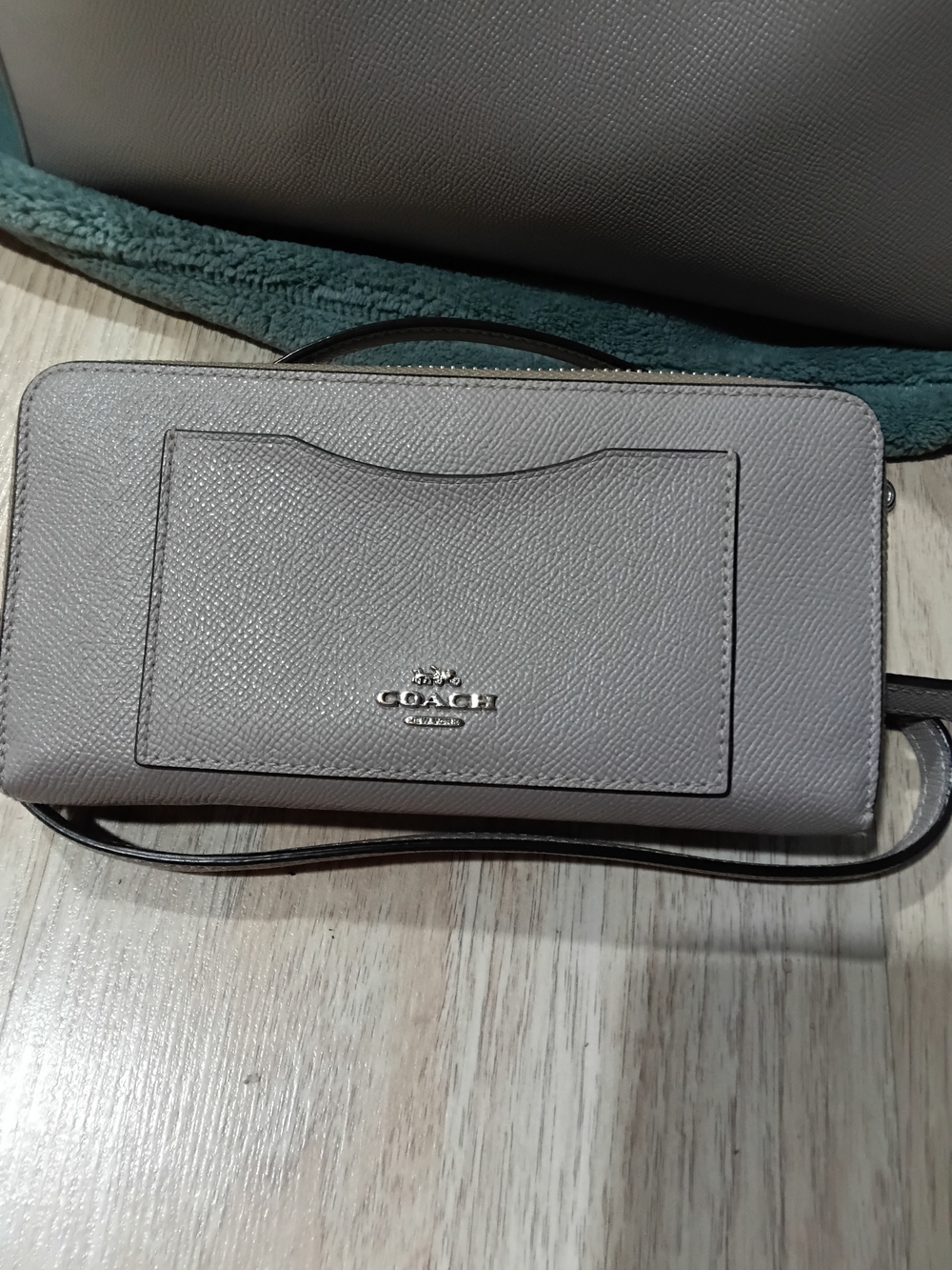 Coach Taupe Cream Pebbled Leather Satchel with Wallet - Picture 14 of 16